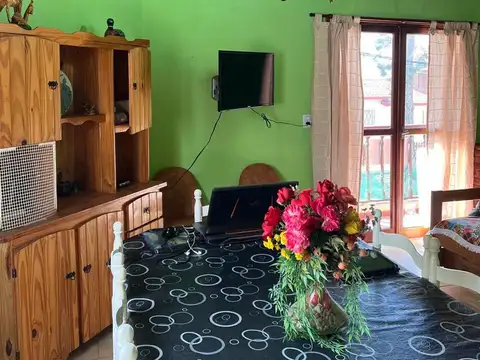 Depto Tipo Casa 3 ambientes con 2 baños