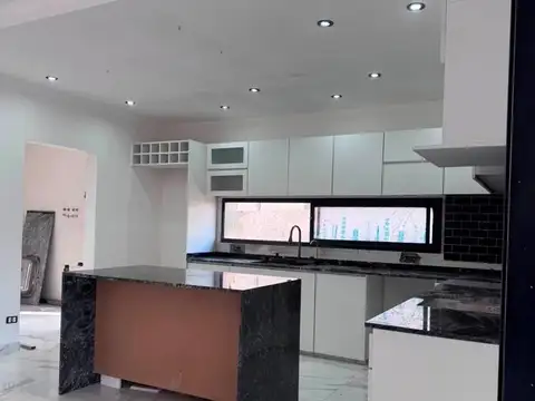 Casa en Venta en San Sebastián, USD 170.000