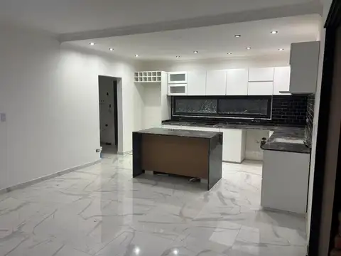 Casa Monoambiente con 3 baños