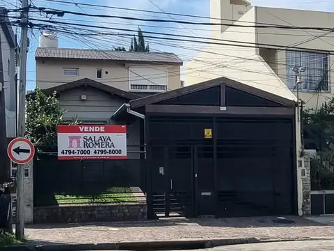 Casa 6 ambientes en Olivos