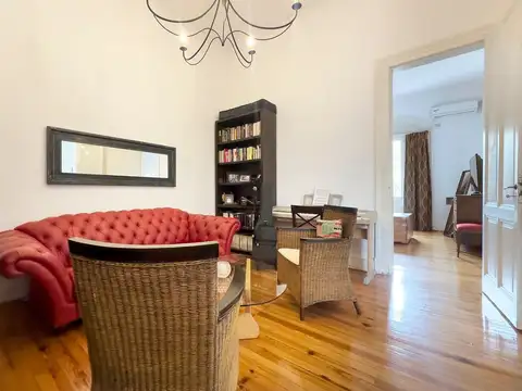 Depto Tipo Casa 5 ambientes con 2 baños