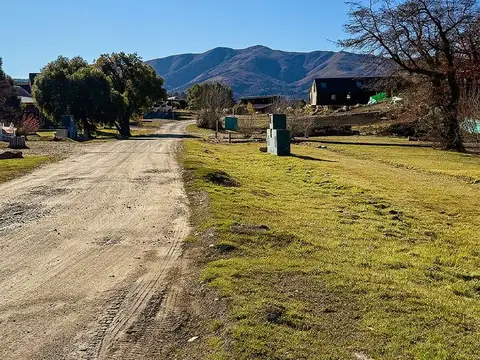 FINA PATAGONIA. Lote en venta de 2030m2 ubicado en San Martin de los Andes
