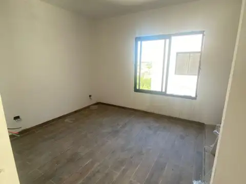 Casa en Venta en Moron, USD 110.000