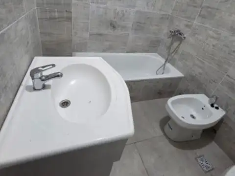 Departamento en Alquiler en San Miguel Oeste, $ 450.000