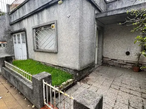 CASA LOTE PROPIO CON DOS LOCALES