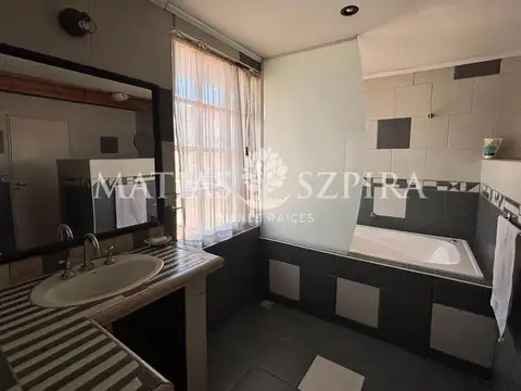Casa en Venta en Villa Gobernador Udaondo, USD 130.000
