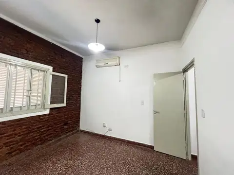 Depto Tipo Casa en Alquiler de 2 ambientes