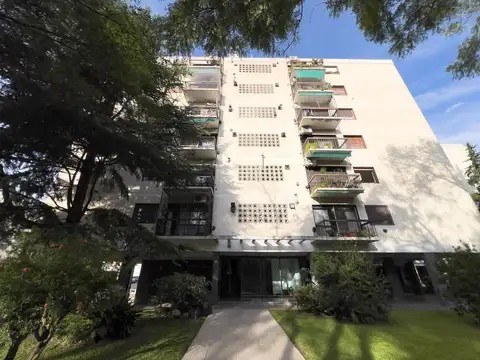 Caracas 2700