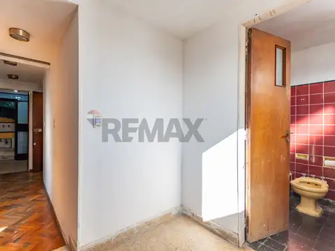VENTA 2 AMB PLAZA FLORES SUBTE TREN BALCÓN