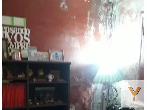 Casa 3 ambientes con 1 baño
