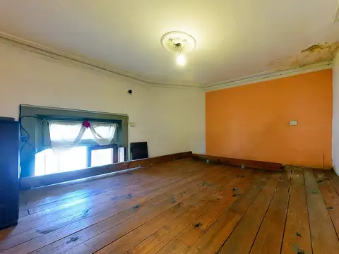 Depto Tipo Casa en Venta en Monserrat, USD 65.000