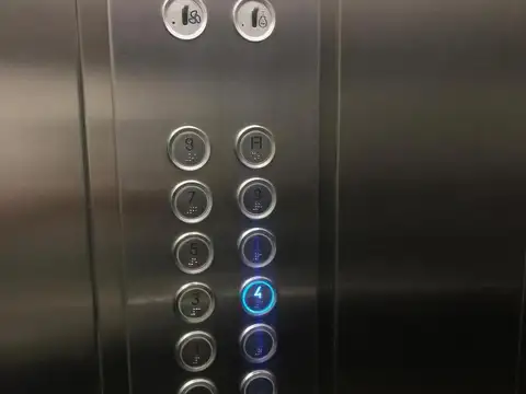 Oficina en venta - 2 Baños - 96 mts2 - La Plata