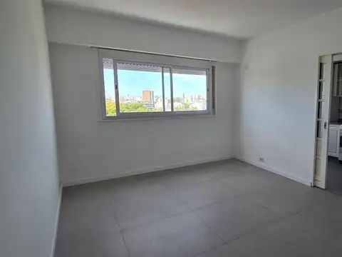Departamento de 2 amb. con vista abierta en Villa Gral. Mitre