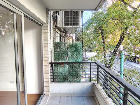 Departamento en Alquiler en Parque Centenario, $ 450.000