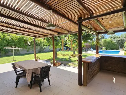 Casa en Venta en Manuel Alberti, USD 169.000