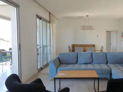Casa 6 ambientes con 3 baños