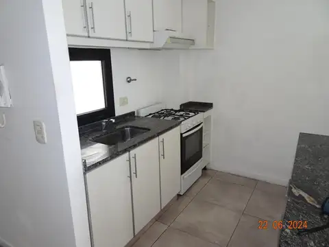 Casa 2 ambientes con 1 baño