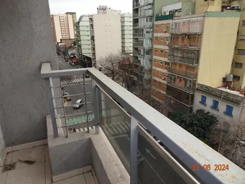 Casa en Alquiler con 1 cochera