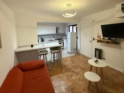 Departamento en Acevedo 600