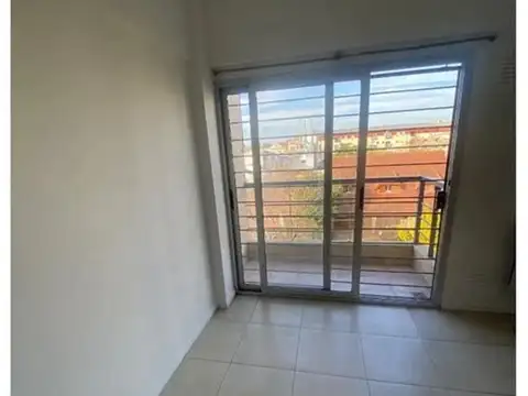 Departamento en Venta en Moron Sur, USD 50.000