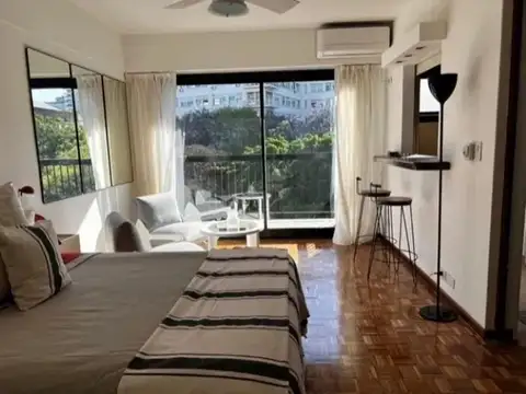 Avenida Luis María Campos 700