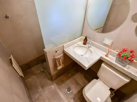 Casa 2 ambientes con 1 baño