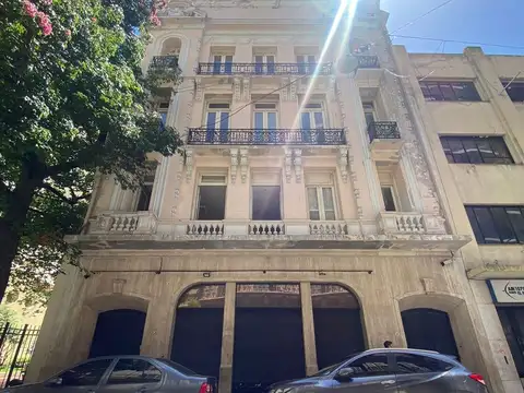 EDIFICIO EN BLOCK VENTA AV RIVADAVIA  