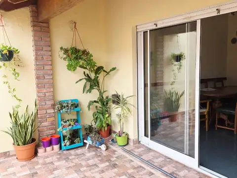 Depto Tipo Casa en Venta 34 años
