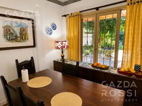 Casa en Venta en Adrogue, USD 275.000