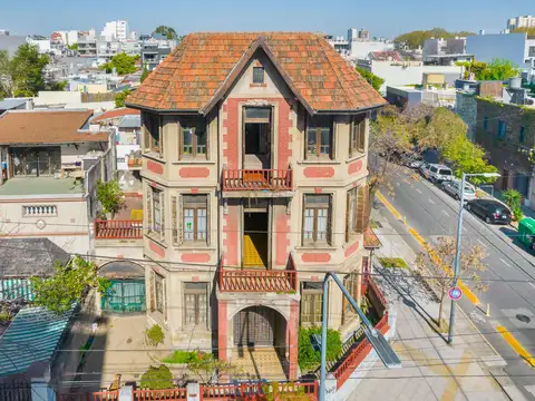 VENTA CASA de ESTILO NUÑEZ