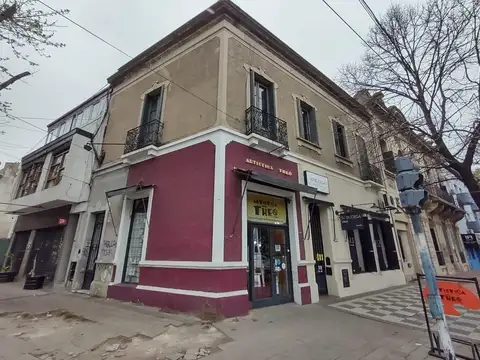 Local en venta en La Plata