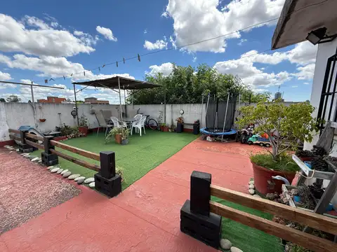 VENTA DPTO TIPO CASA EN P.A. 3 AMB. VILLA BALLESTER