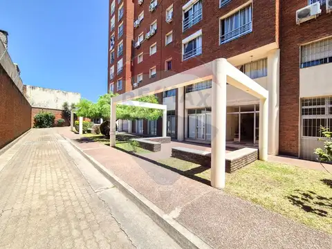 Venta apartamento de 4 dormitorios en Aguada