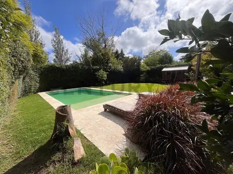 Lamadrid 200