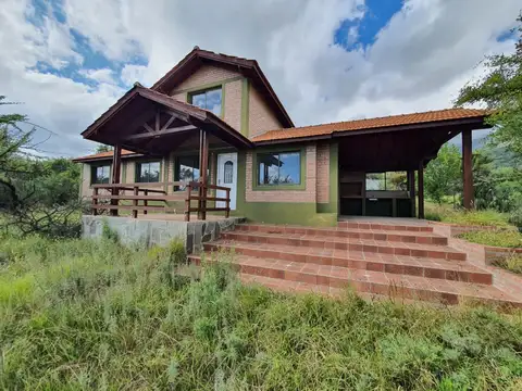 VENTA CASA MERLO CERRO DE ORO BARRIO CALAGUALA