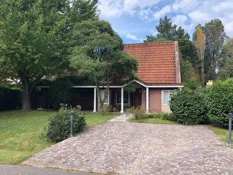 Casa en Venta de 4 dormitorios