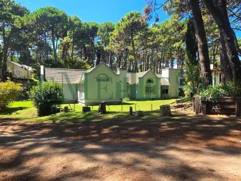 Casa en Venta en Pinamar, USD 215.000