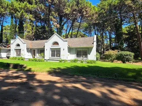 Casa - Venta - Argentina, Pinamar - Garzas 560