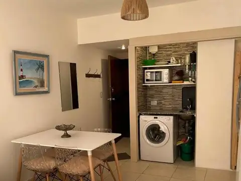 Esmeralda 700, Piso 9