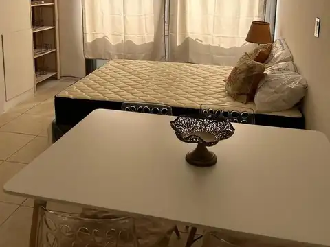 Esmeralda 700, Piso 9
