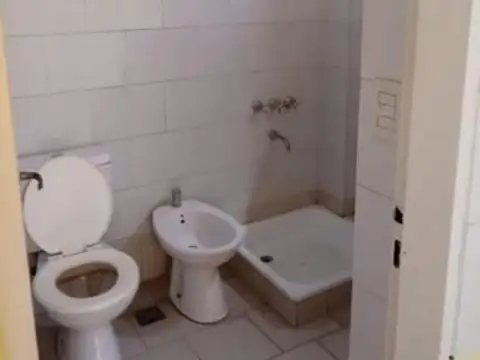 MONOAMBIENTE. EXCELENTE UBICACION EN MUÑIZ