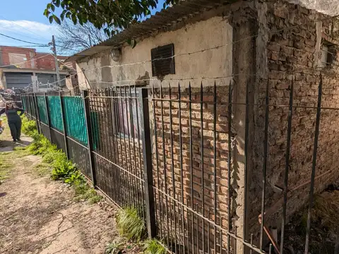 Terreno en Venta en Rafael Calzada, USD 45.000