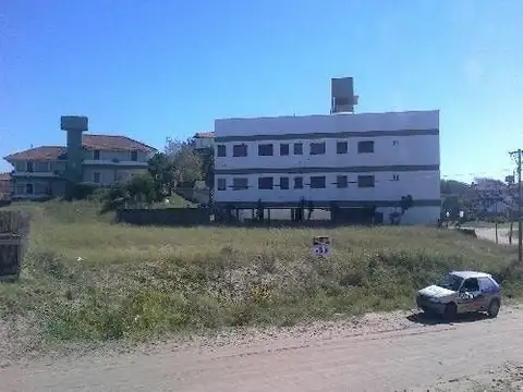 Av. 1