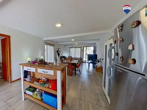 Casa 4 ambientes con 3 baños