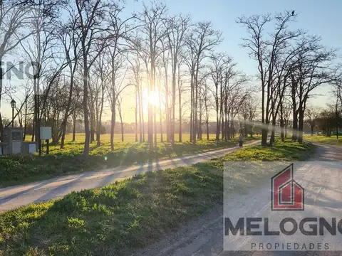 Terreno en Venta en Santa Elena, USD 25.000