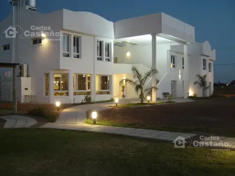 Hotel en Alquiler 16 años