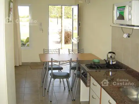 Hotel en Alquiler en Federacion, USD 6.500