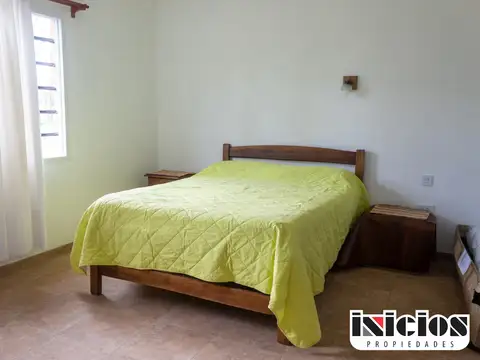 2 Casas: Alte Brown E/ Garita 5 y Garita 6 - La Esmeralda - C754