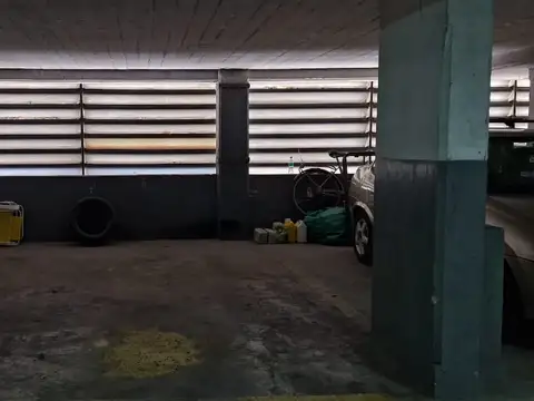 La Pampa 2400, Piso 1