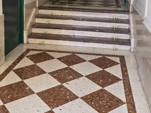 Departamento en Venta 70 años